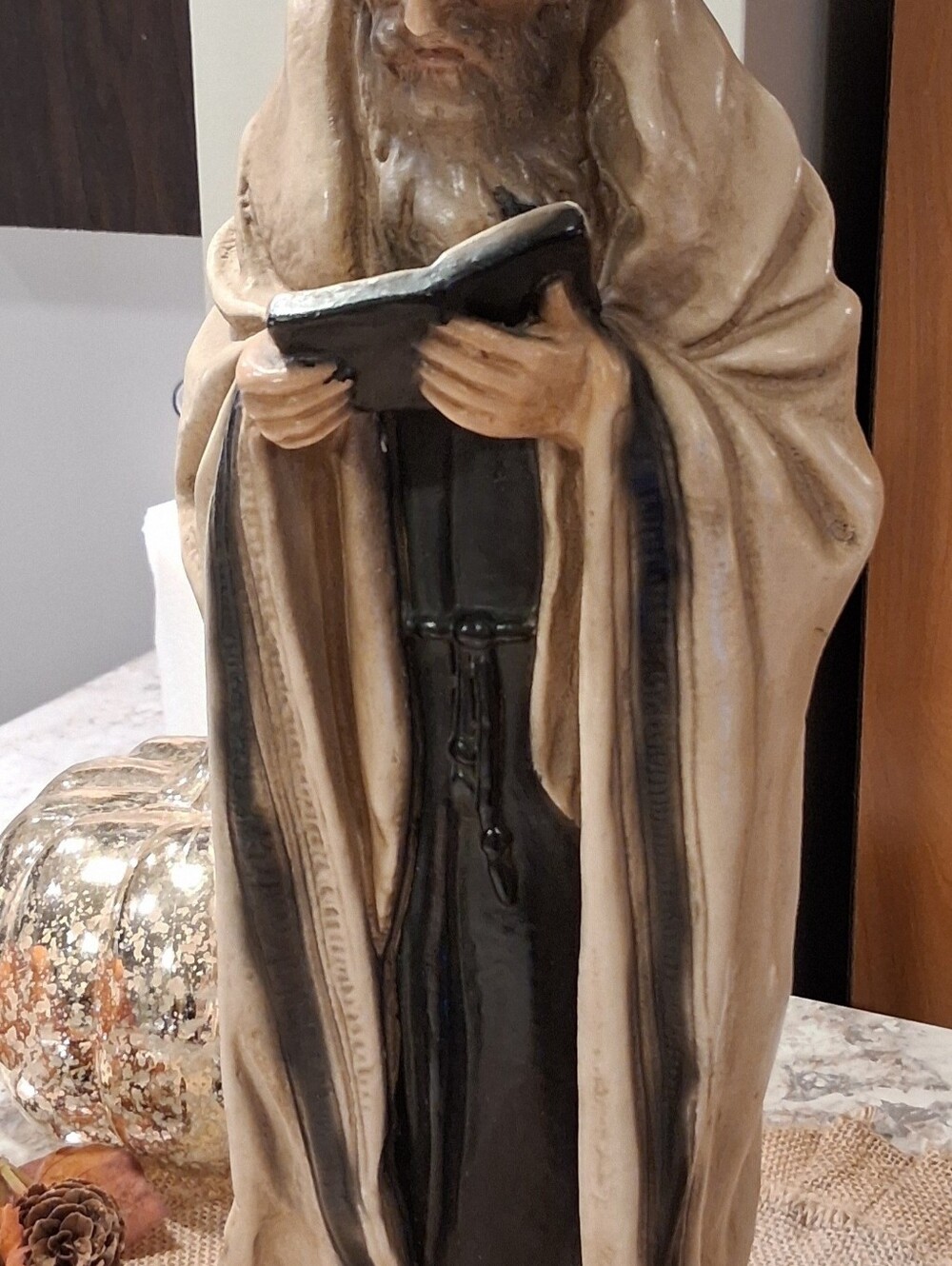 Vintage Marwal Chalkware Judaic RABBI Reading Prayer Book Sculpture Israel 14"